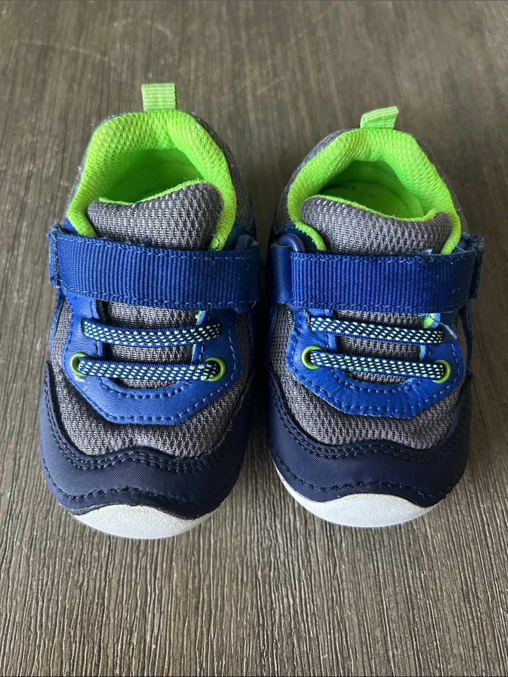 Stride Rite Infant Boys SM Turbo Light-Up Velcro Bright Blue, Sz. W4, Like New.